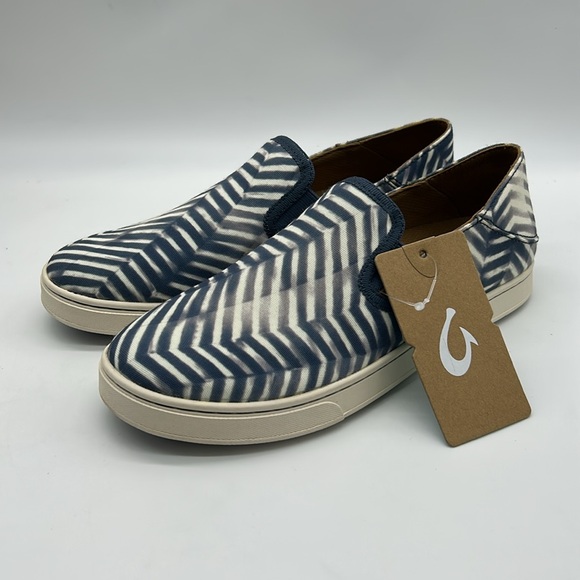 OluKai Pehuea Pa‘i Slip-On Sneakers Women’s Vintage Blue Off White Sz 9 NWB - Picture 3 of 9
